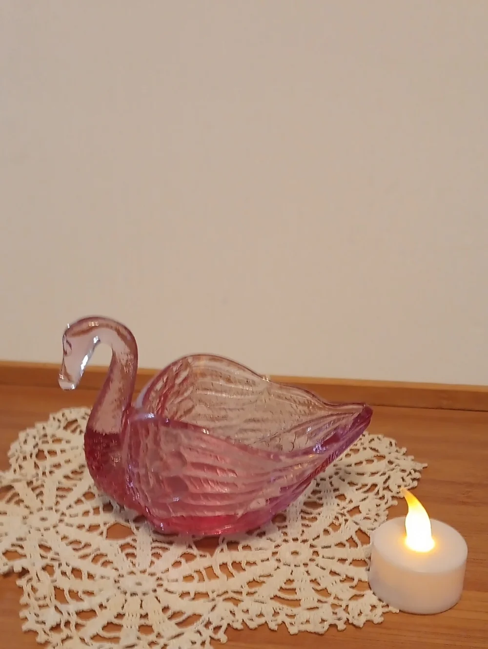 Vintage Fenton Pink Glass Swan Bowl